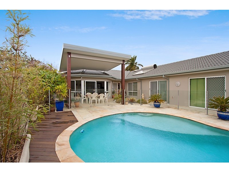 26 Chown Avenue, Currumbin Waters QLD 4223