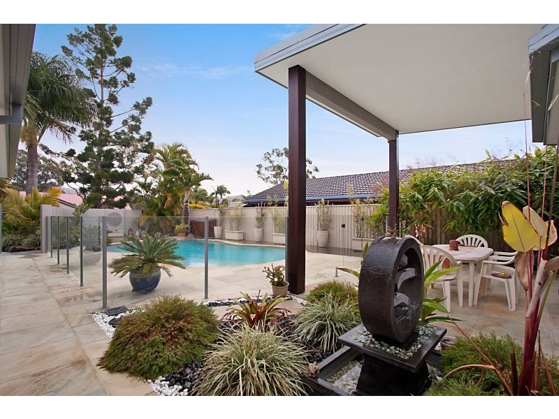 26 Chown Avenue, Currumbin Waters QLD 4223