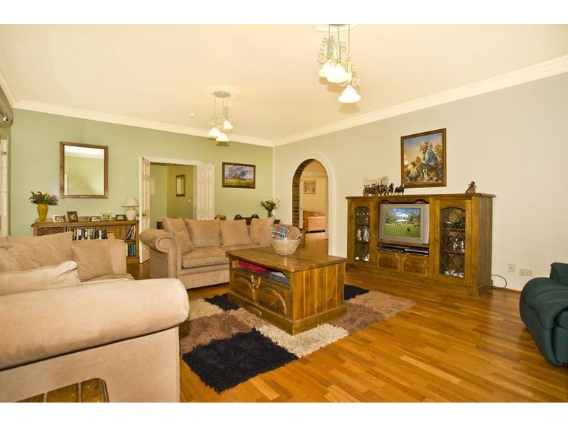 4 Jedda Street, Tallebudgera QLD 4228