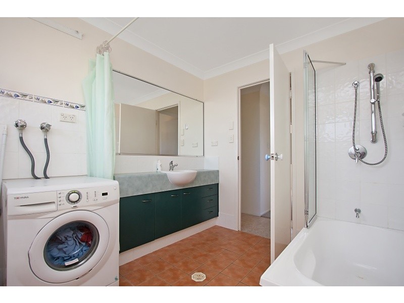 24 Sequoia Close,, Elanora QLD 4221