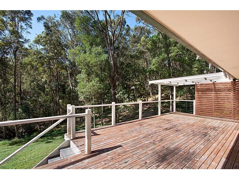 15 Cornwall Drive, Elanora QLD 4221