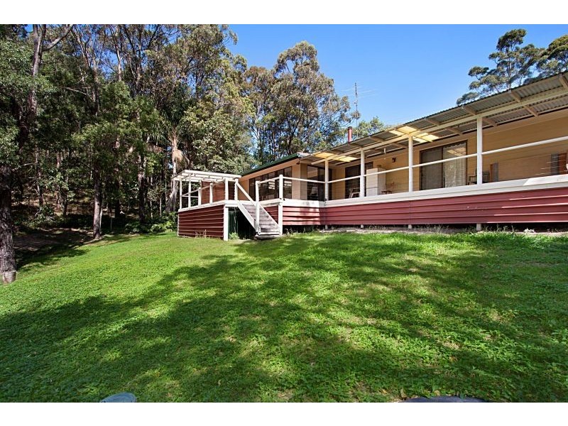 15 Cornwall Drive, Elanora QLD 4221