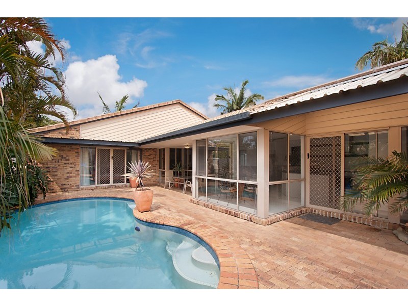 15 Bergamont Street, Elanora QLD 4221
