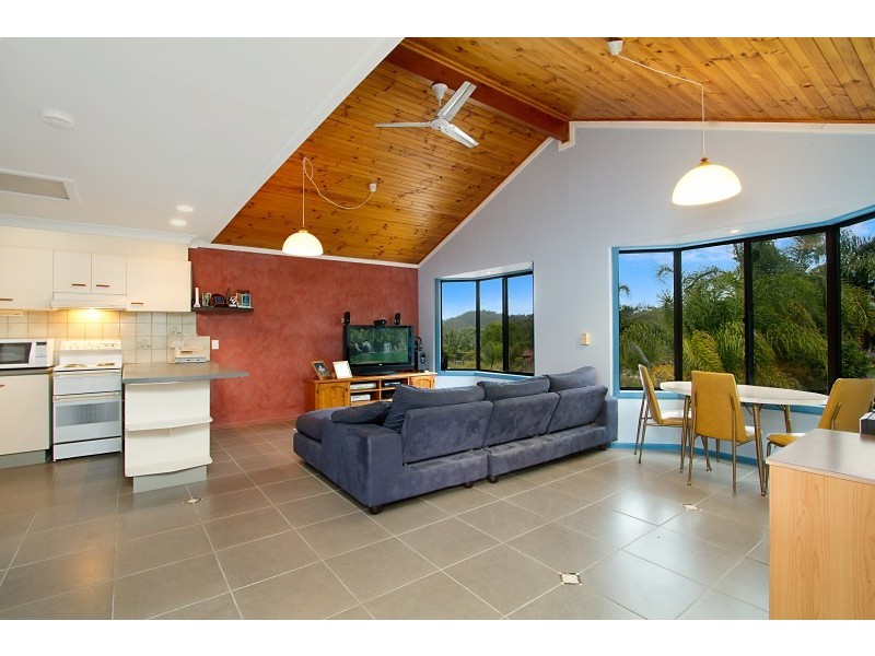 30 Tuesday Drive, Tallebudgera Valley QLD 4228