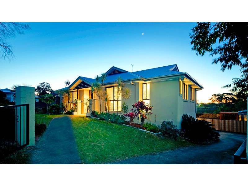 10 Rottnest Court, Elanora QLD 4221