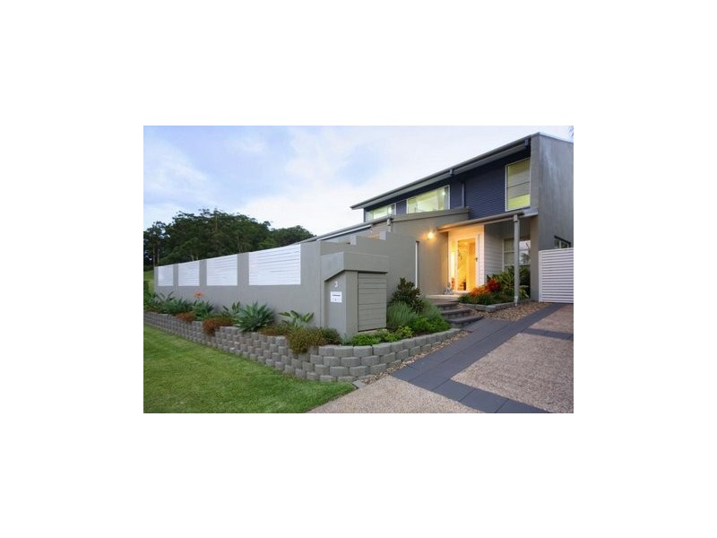 3 Border Drive North, Currumbin Waters QLD 4223