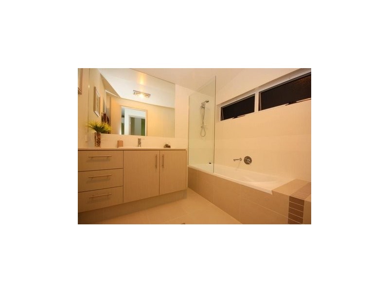 3 Border Drive North, Currumbin Waters QLD 4223