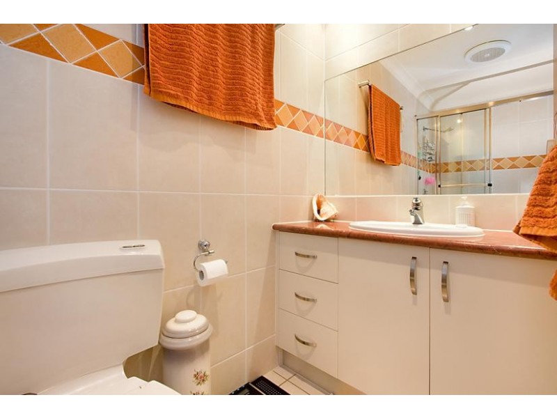 32/2 Coolgardie Street, Elanora QLD 4221