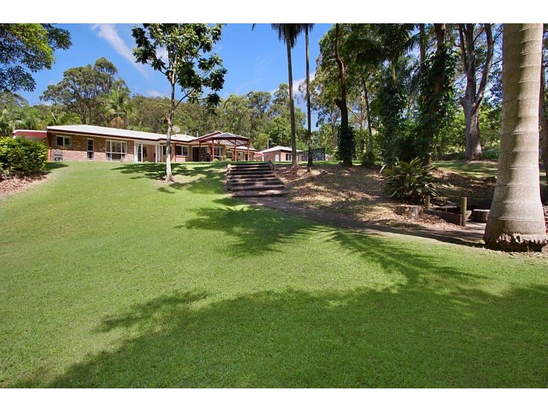 1 Wisteria Court, Tallebudgera Valley QLD 4228