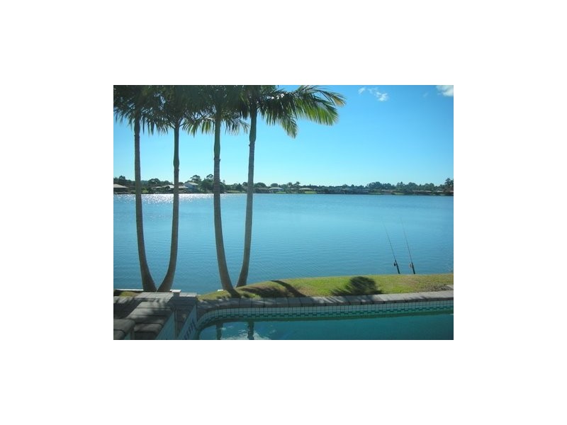 17 Acron Street, Elanora QLD 4221