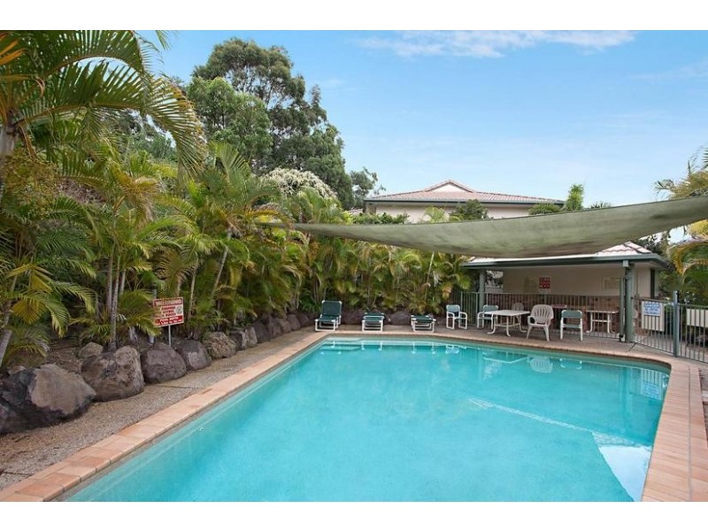 8/15 Simpsons Road, Elanora QLD 4221