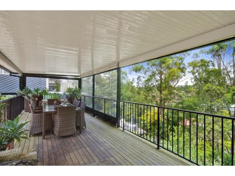 13 Kaffia Court, Elanora QLD 4221