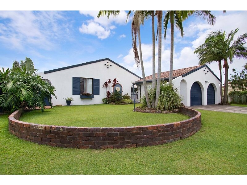 19 Murtha Drive, Elanora QLD 4221