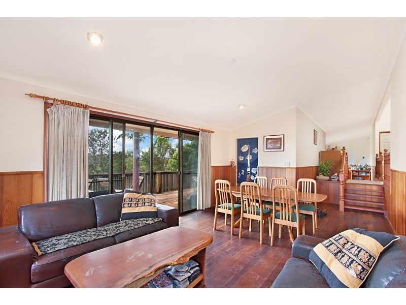 5 Carapook Crescent, Tallebudgera QLD 4228