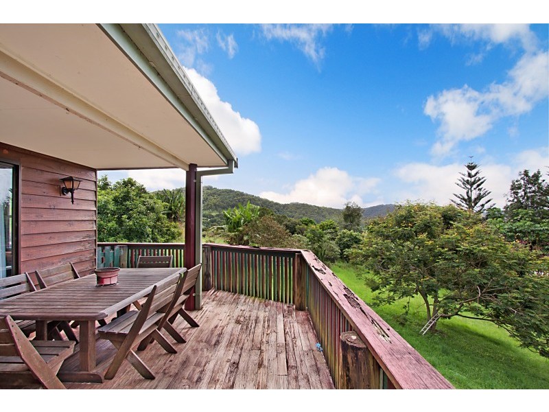 5 Carapook Crescent, Tallebudgera QLD 4228