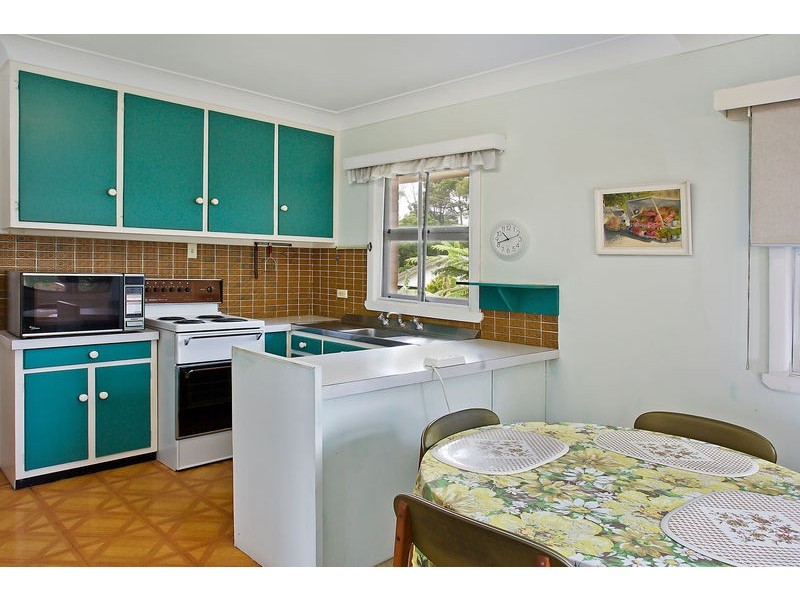 6 Winders Avenue, Tugun QLD 4224