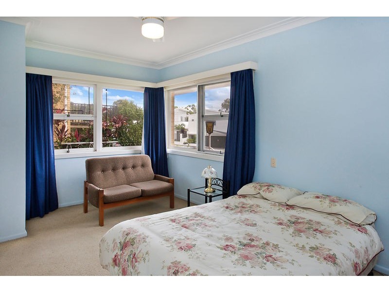 6 Winders Avenue, Tugun QLD 4224