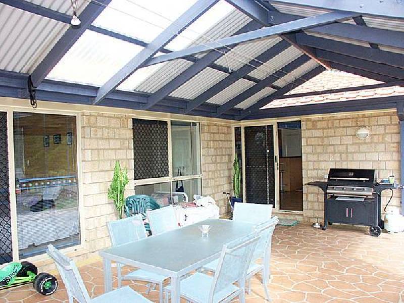 25 Forest Drive, Elanora QLD 4221