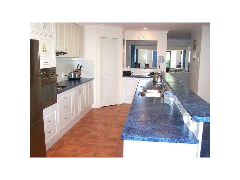 39 Leopard Avenue, Elanora QLD 4221