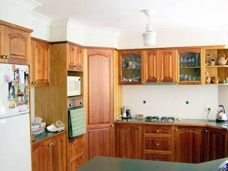 8 Eudonia Court, Elanora QLD 4221