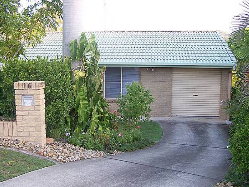 16 Daphne Court, Elanora QLD 4221