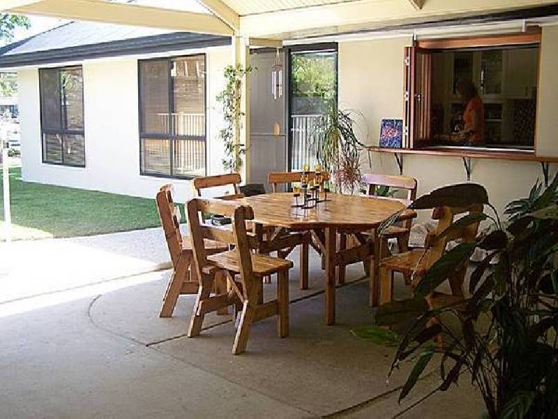 23 Whitsunday Drive, Currumbin Waters QLD 4223