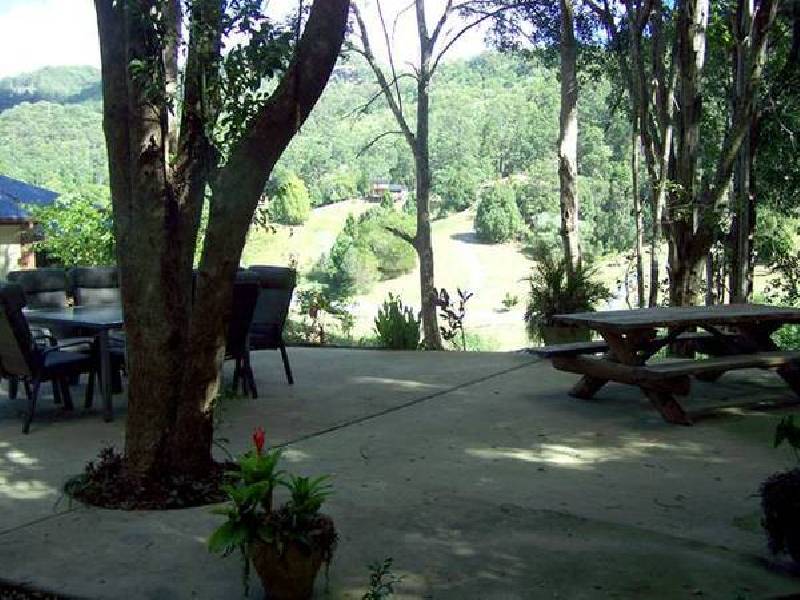 3a Des Quinlan Drive, Tallebudgera QLD 4228