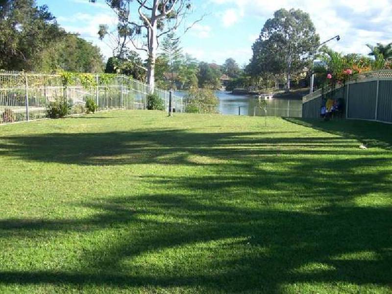 6 Mainsail Street, Currumbin Waters QLD 4223