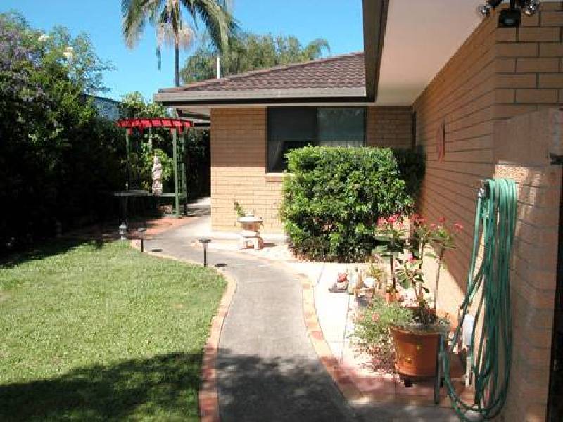 68 Fifth Avenue, Palm Beach QLD 4221