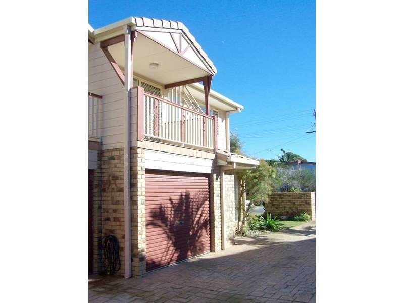 1/4 Twenty Sixth Ave, Palm Beach QLD 4221