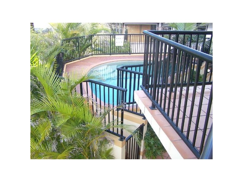 4/1394 Gold Coast Hwy, Palm Beach QLD 4221