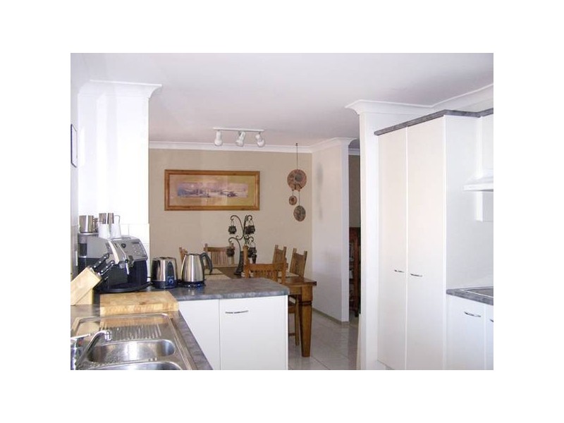 22 Casuarina Drive, Elanora QLD 4221