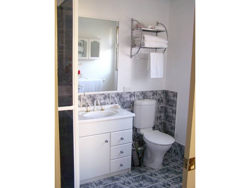 22 Casuarina Drive, Elanora QLD 4221