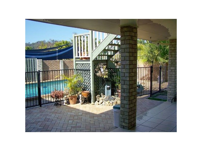 22 Casuarina Drive, Elanora QLD 4221