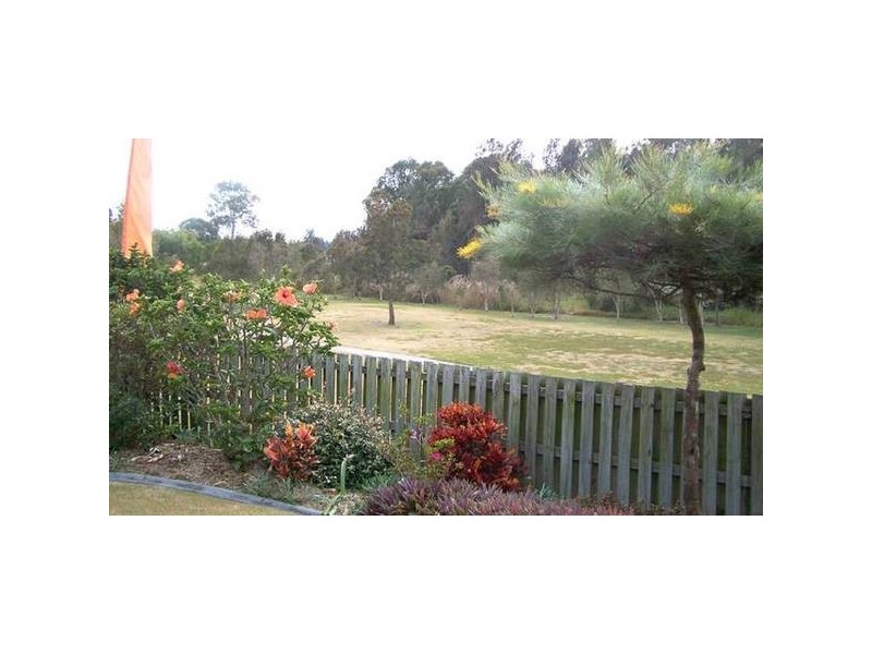Silverglade Drive, Elanora QLD 4221