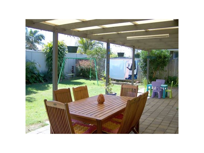 35 Denawen Street, Palm Beach QLD 4221