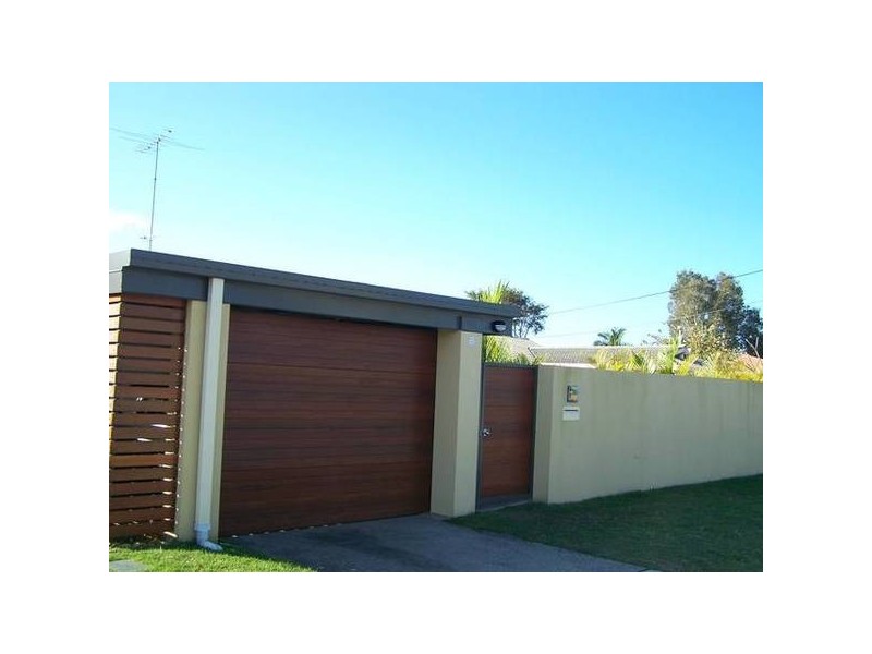 35 Denawen Street, Palm Beach QLD 4221