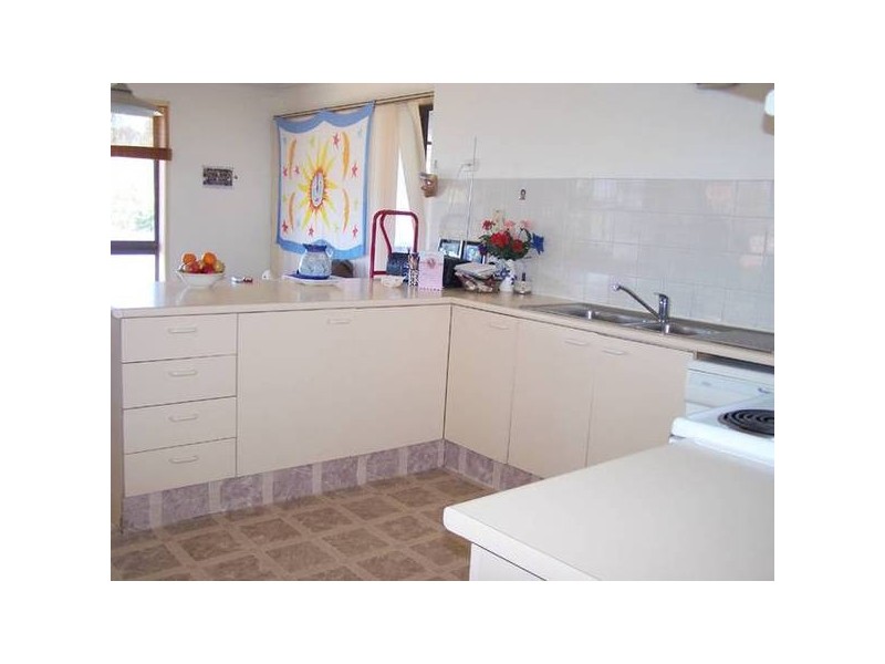 183 Kp Mcgrath Drive, Elanora QLD 4221