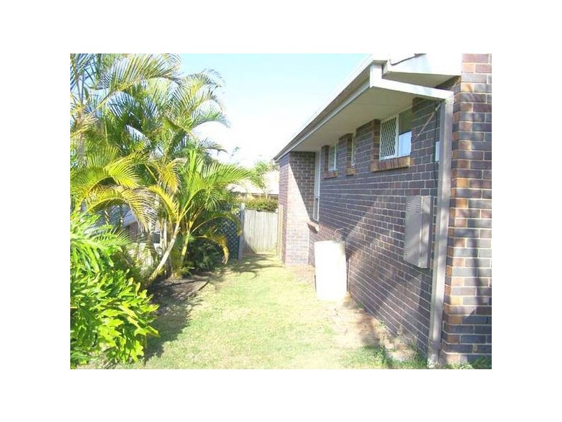 2 Daphne Court, Elanora QLD 4221