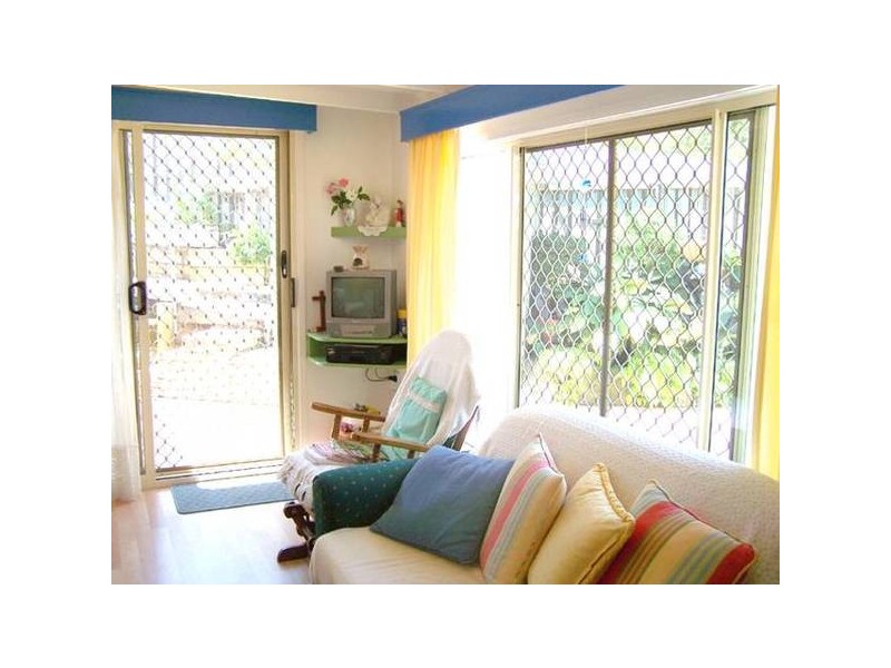 16B Waterdown Drive, Elanora QLD 4221