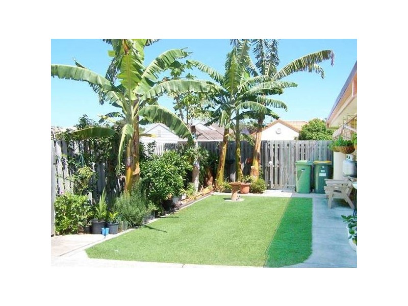 16B Waterdown Drive, Elanora QLD 4221