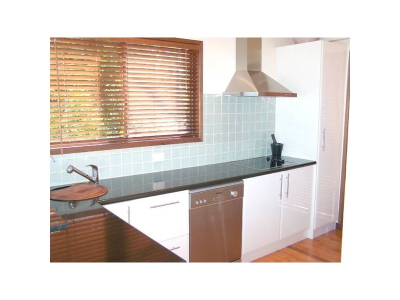 14 Bindoon Close, Elanora QLD 4221