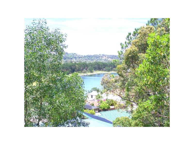 11 Chidlow Court, Elanora QLD 4221