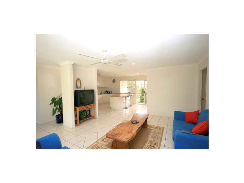 1 Eudonia Court, Elanora QLD 4221