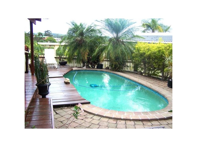 17 Ware Drive, Currumbin Waters QLD 4223