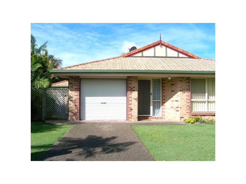 1/1 Cowal Court, Elanora QLD 4221