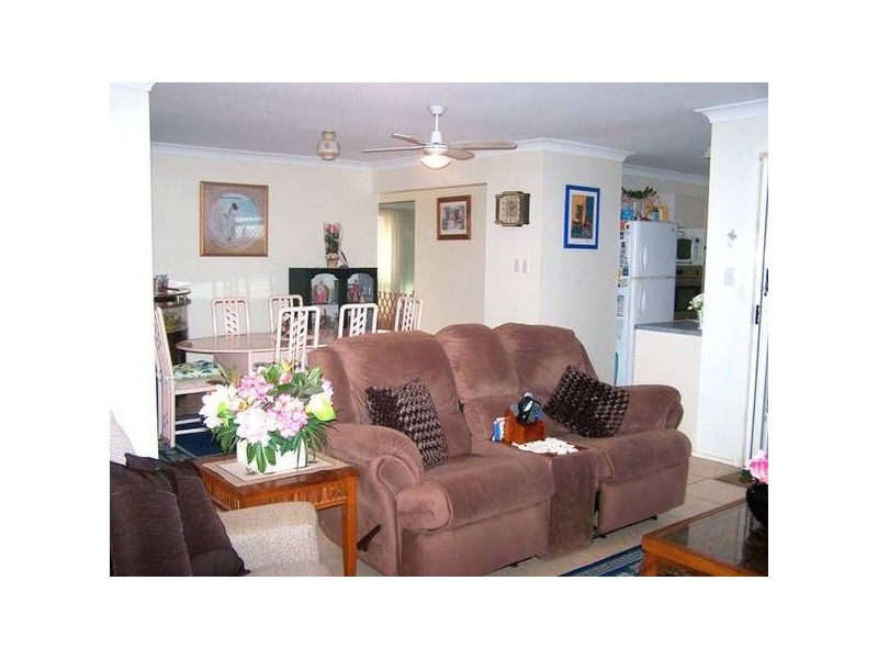 3 Baekea Drive, Elanora QLD 4221