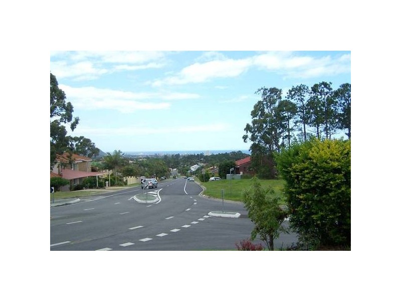 60 Doubleview Drive, Elanora QLD 4221