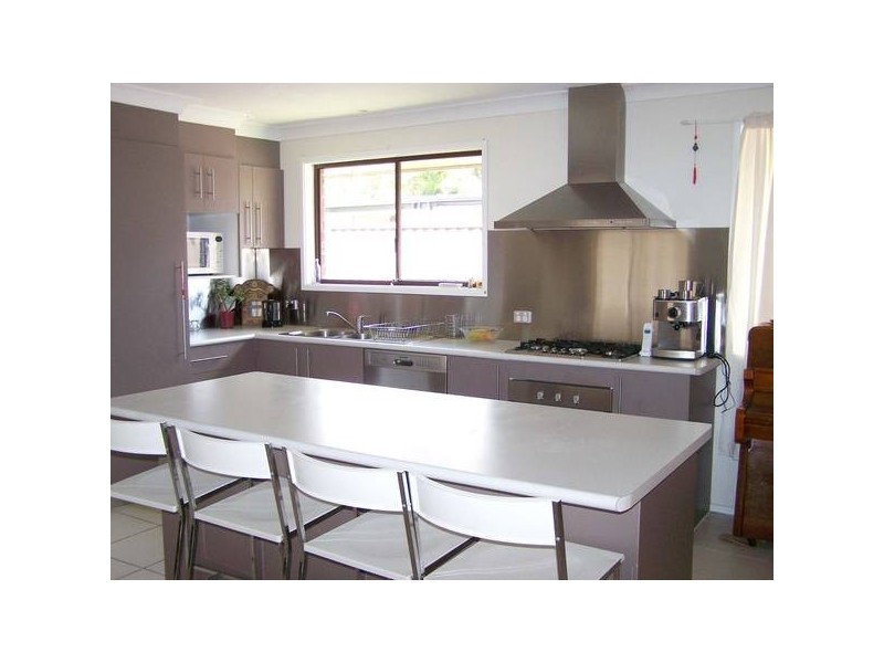 30 Seabrook Street, Elanora QLD 4221