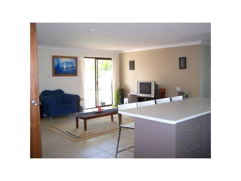 30 Seabrook Street, Elanora QLD 4221